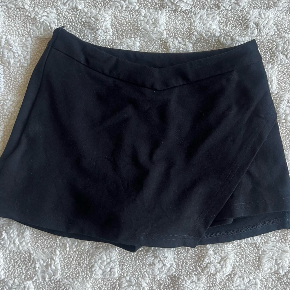 Princess Polly black Skort with front overlap
